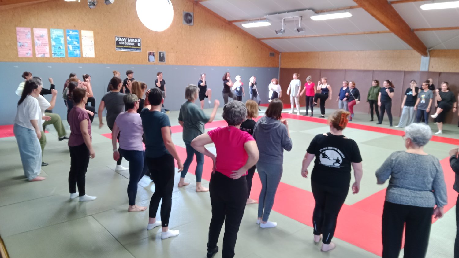 Stage de self-défense féminine à Fourchambault (mars)